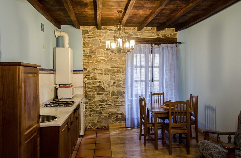 Casas Rurales Taramundi Verde Habitación foto