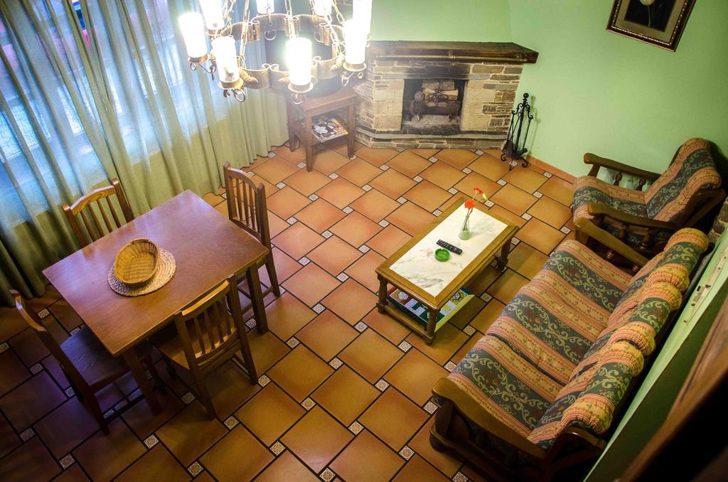 Casas Rurales Taramundi Verde Habitación foto